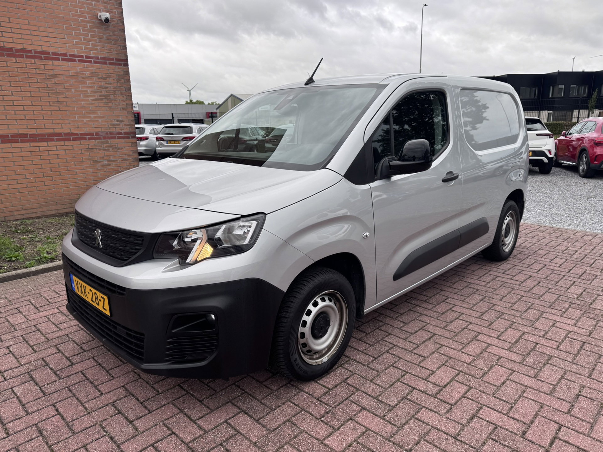 Foto van Peugeot Partner