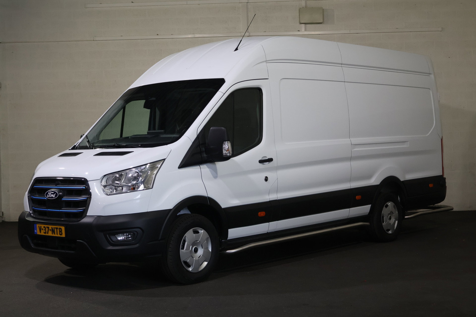 Foto van Ford E-Transit