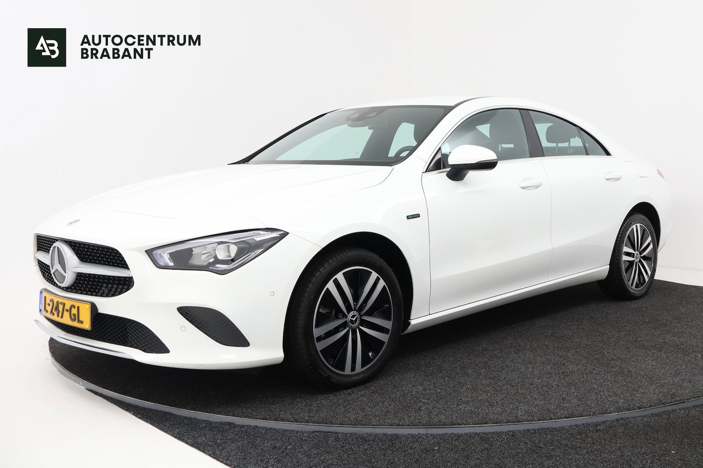 Foto van Mercedes-Benz CLA