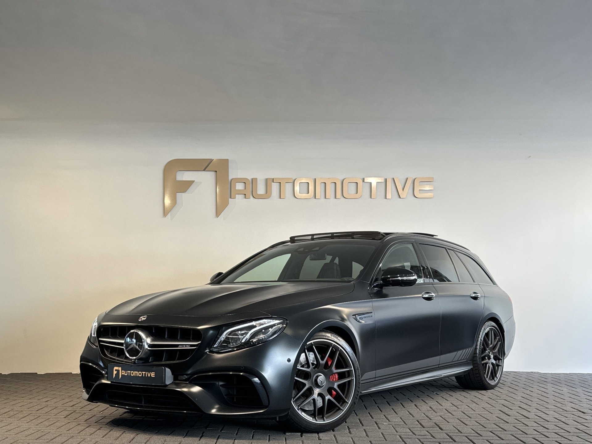 Foto van Mercedes-Benz E-Klasse