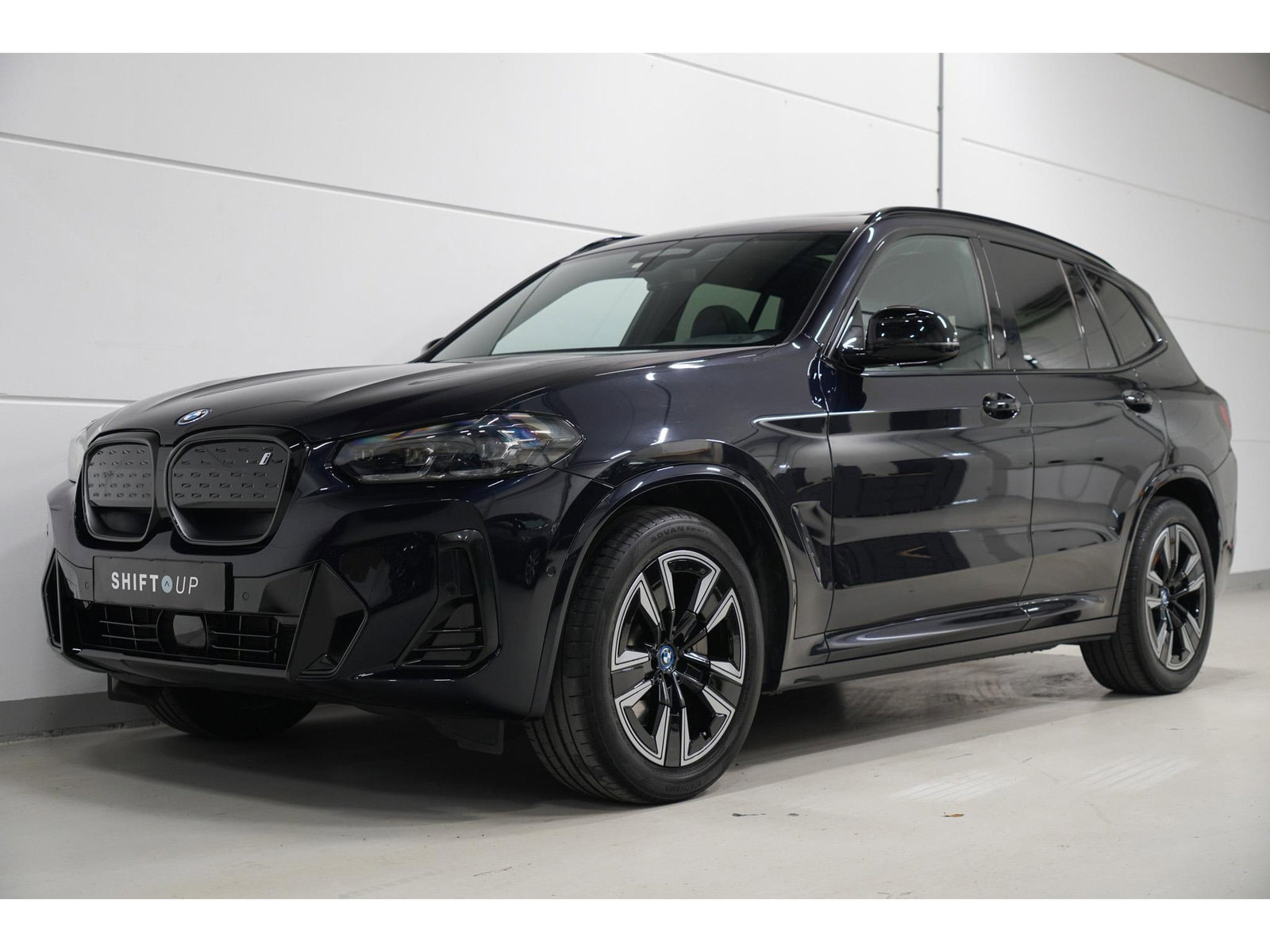 Foto van BMW iX3