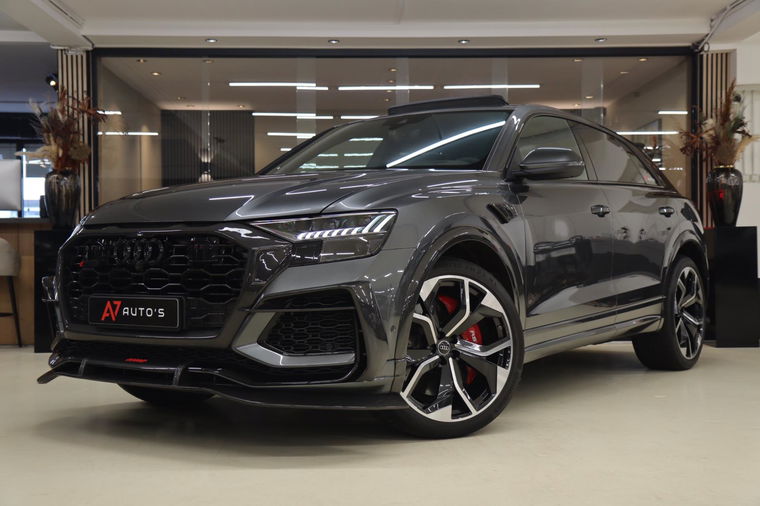 Audi RSQ8
