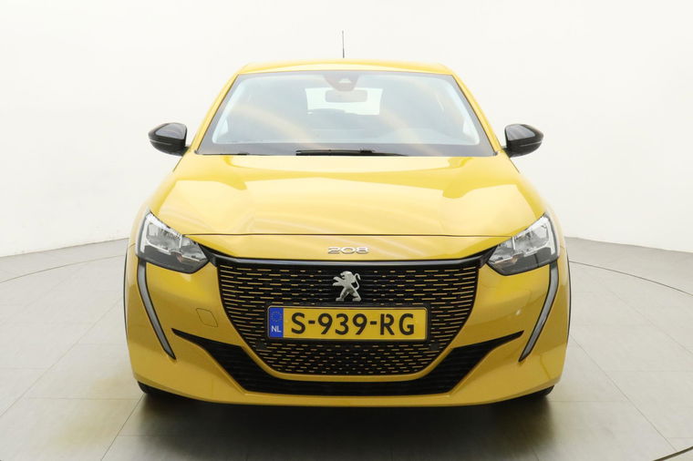 Peugeot e-208