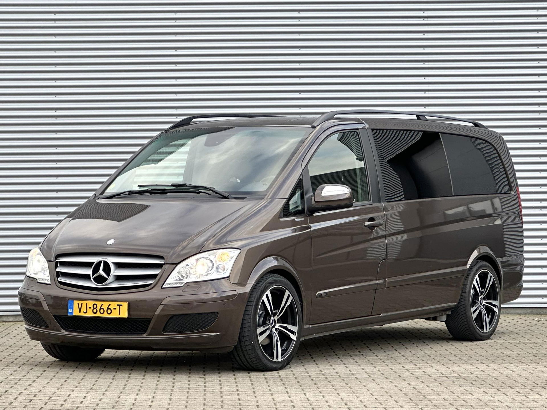 Foto van Mercedes-Benz Viano