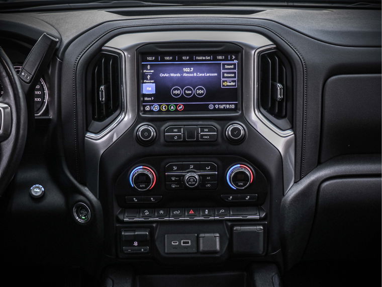 Chevrolet Silverado |