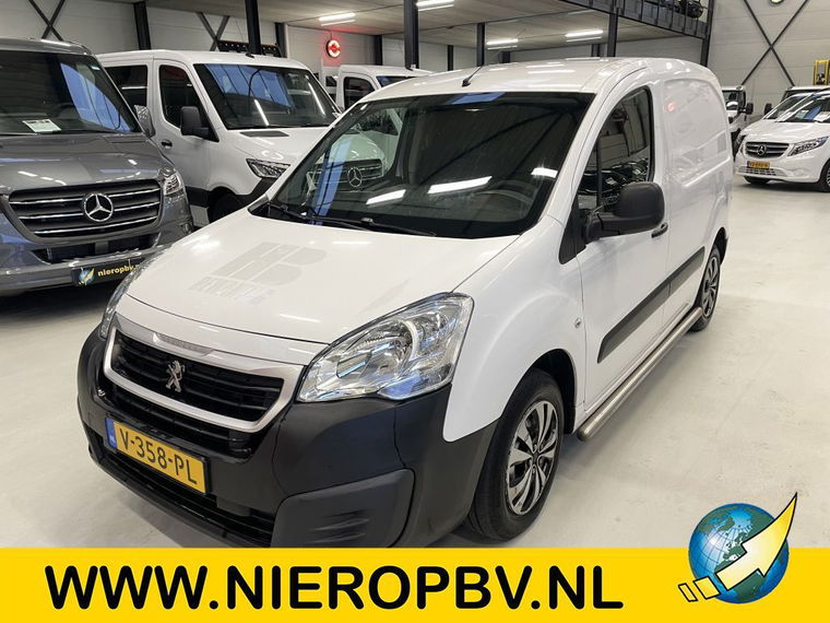 Foto van Peugeot Partner