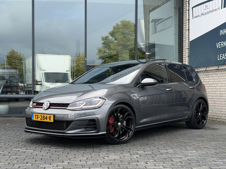 Volkswagen Golf foto 1