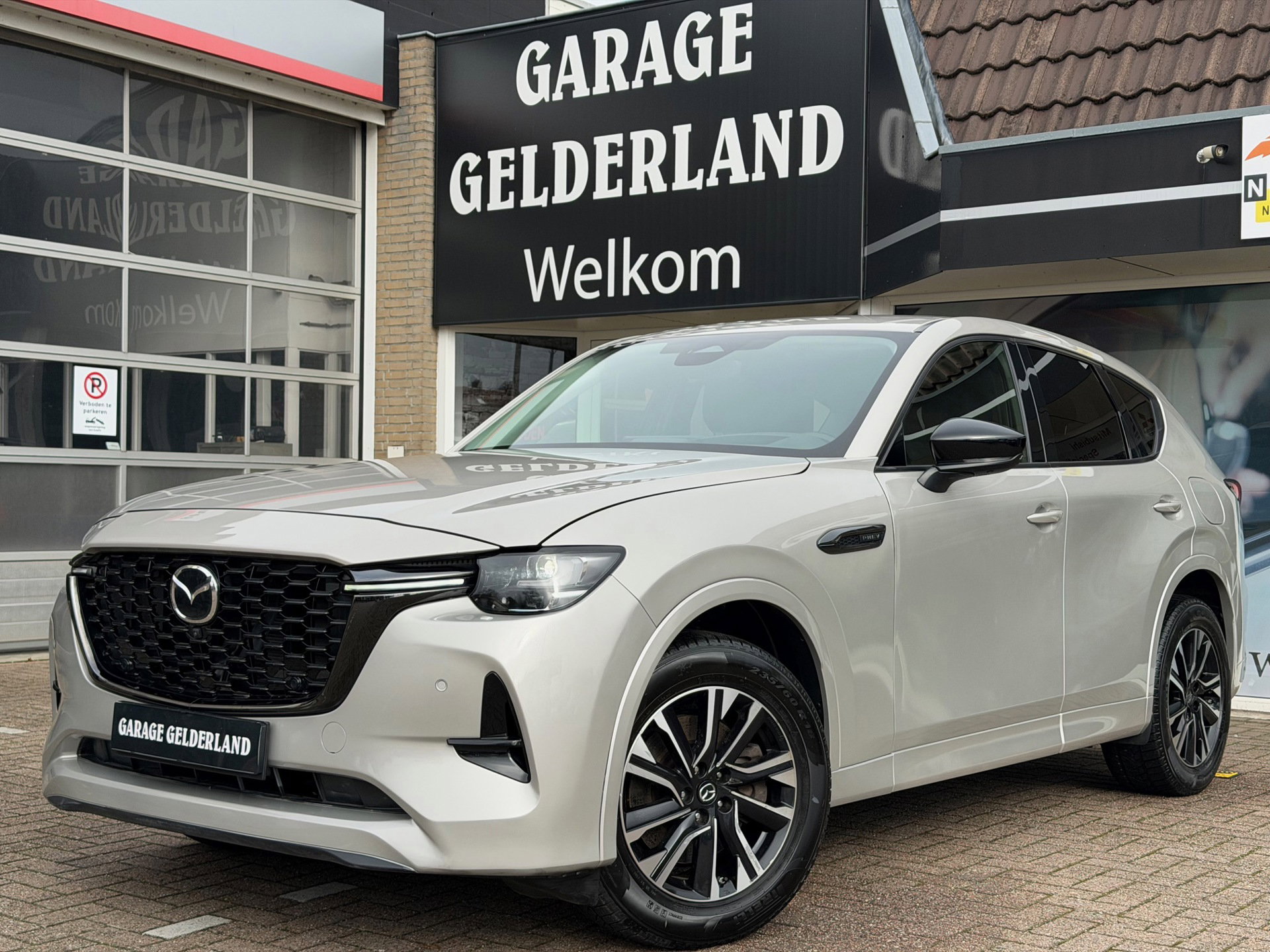 Foto van Mazda CX-60
