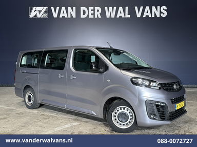 Foto van Opel Vivaro Combi