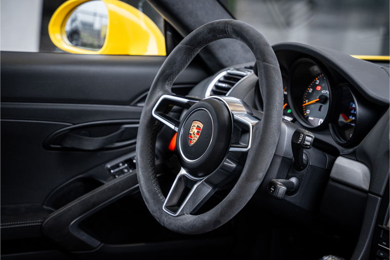 Porsche Cayman