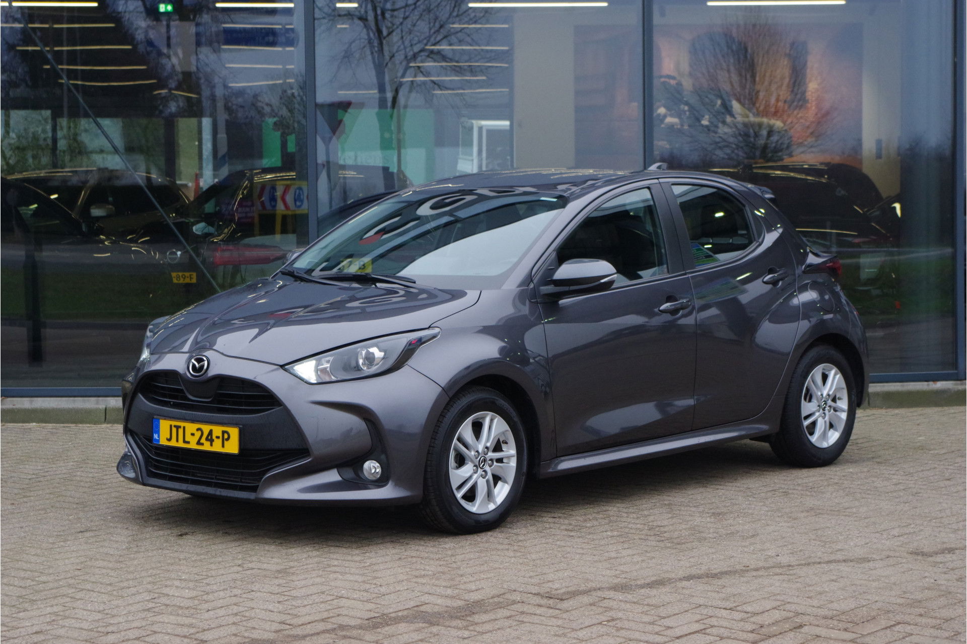 Foto van Mazda 2 Hybrid