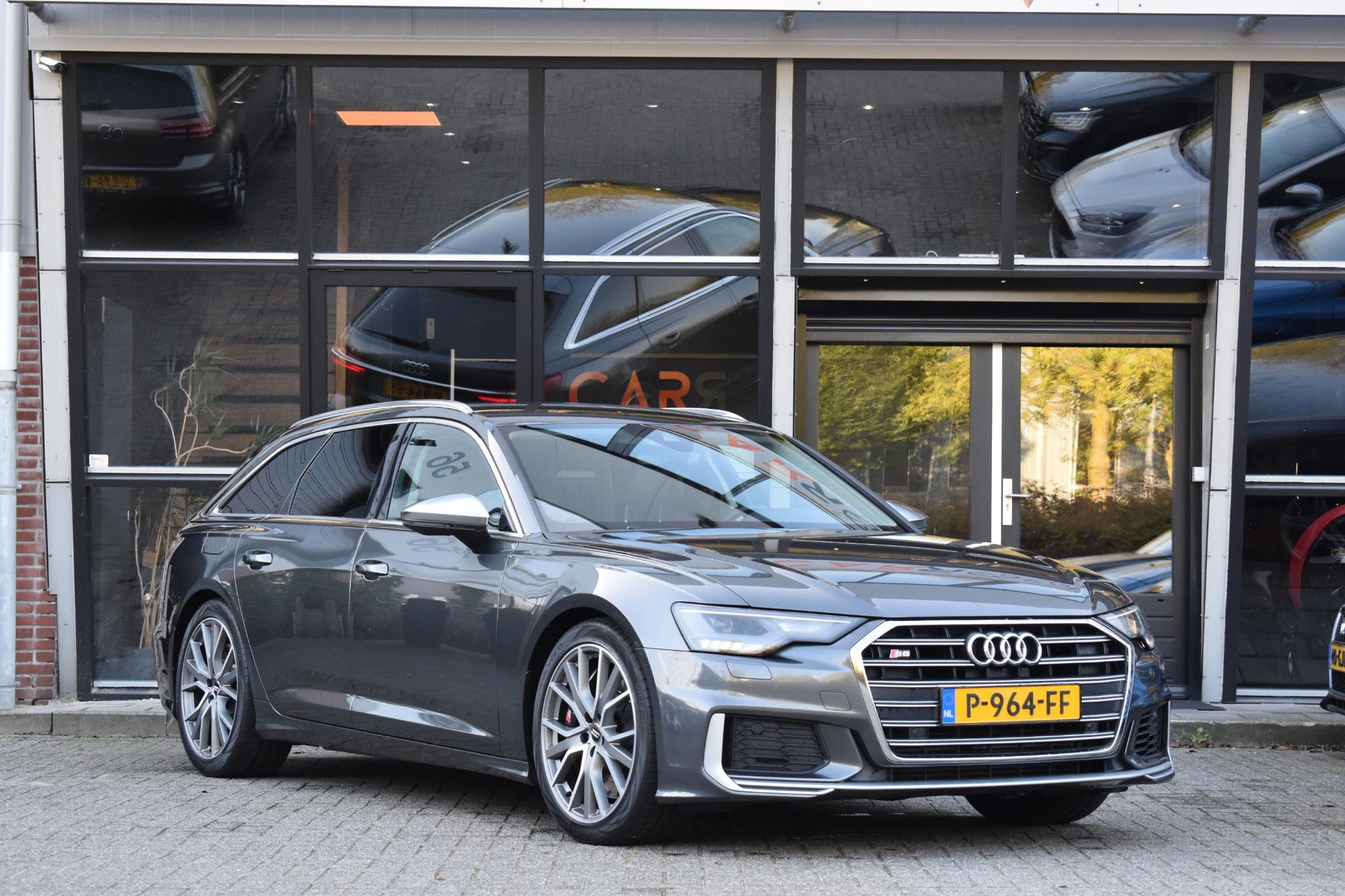 Foto van Audi S6