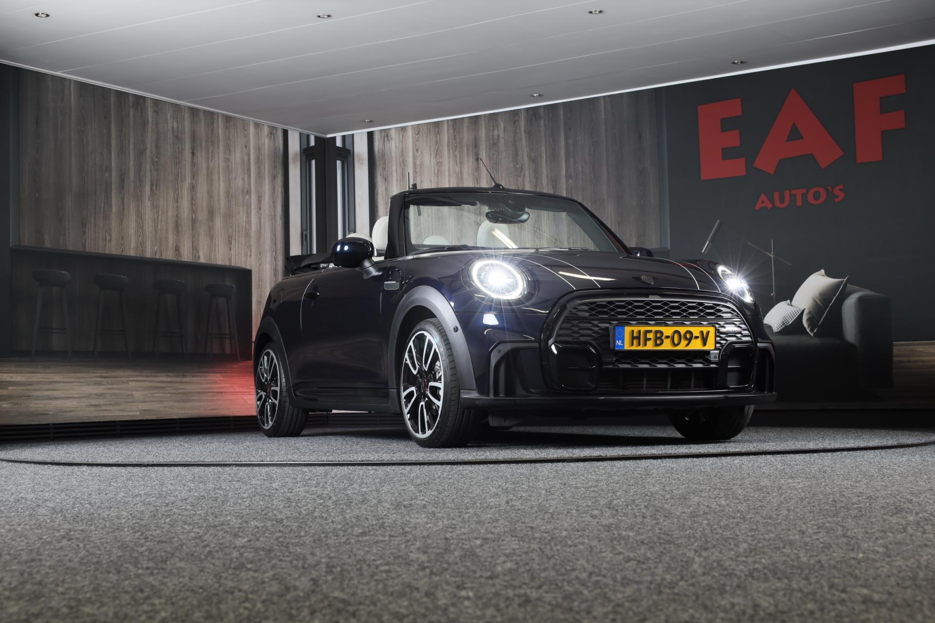 Foto van MINI Cabrio