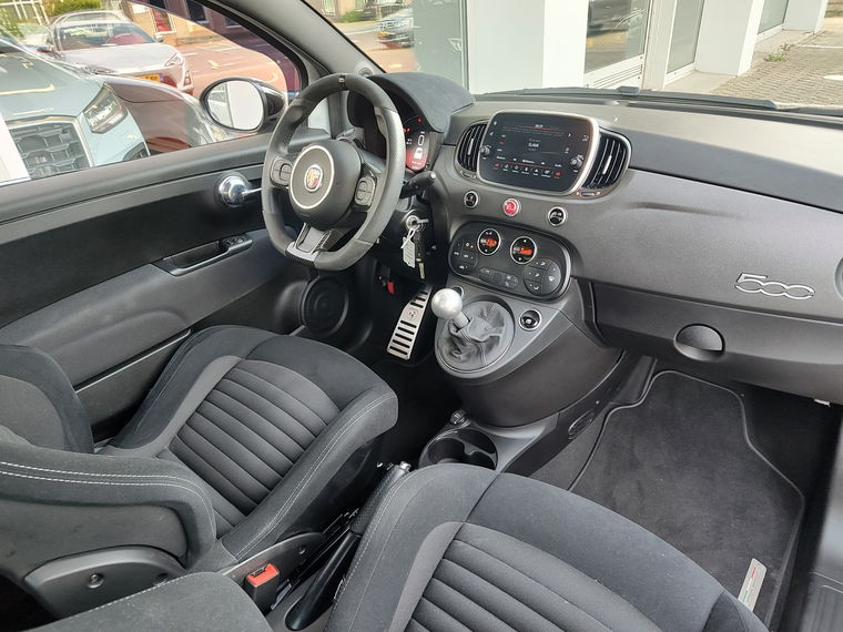 Abarth 595