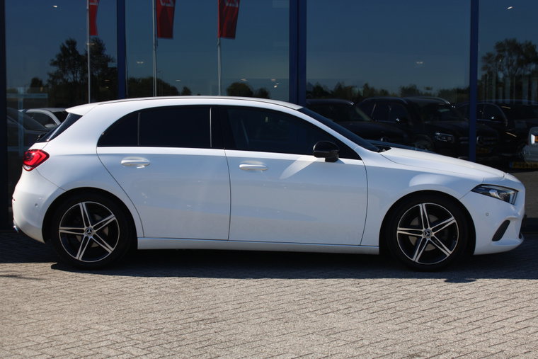 Mercedes-Benz A-Klasse foto 1