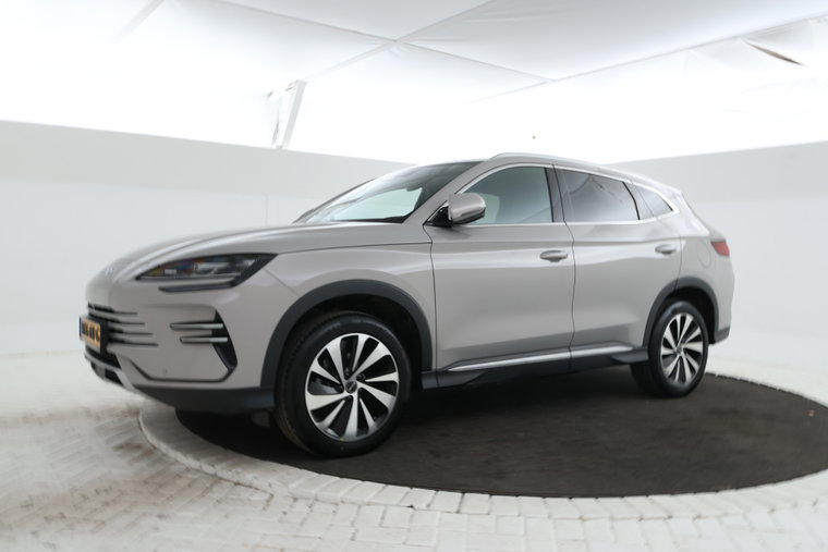 BYD SEAL U