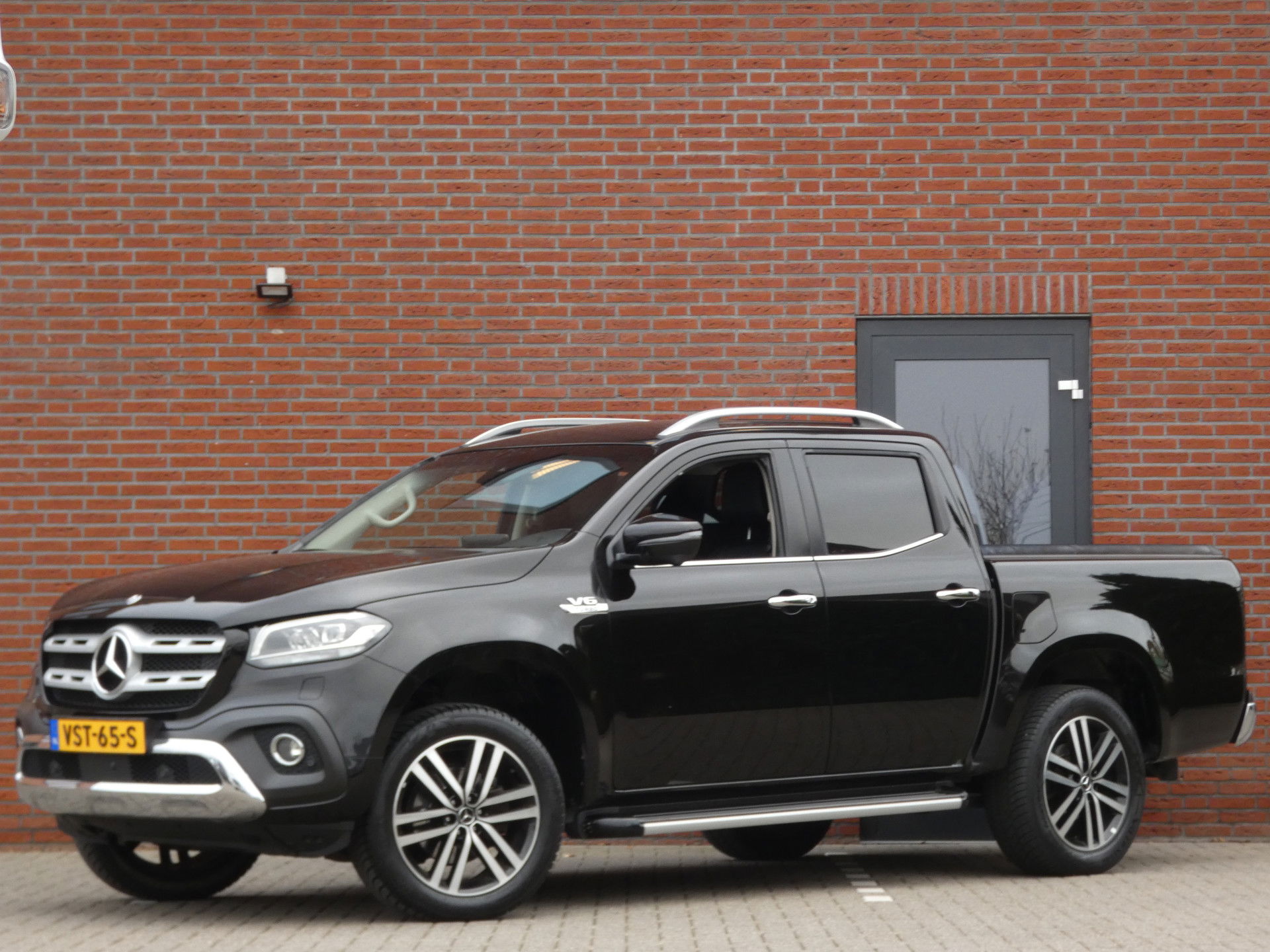 Foto van Mercedes-Benz X-Klasse