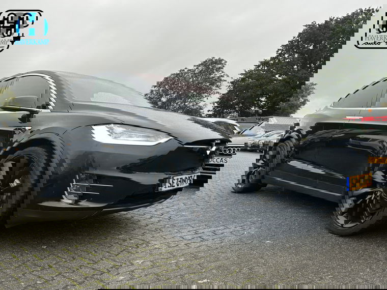 Foto van Tesla Model X