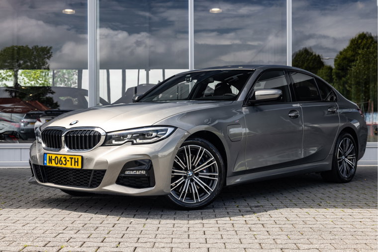 BMW 3 Serie foto 1