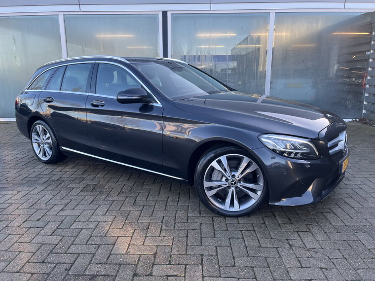 Foto van Mercedes-Benz C-Klasse