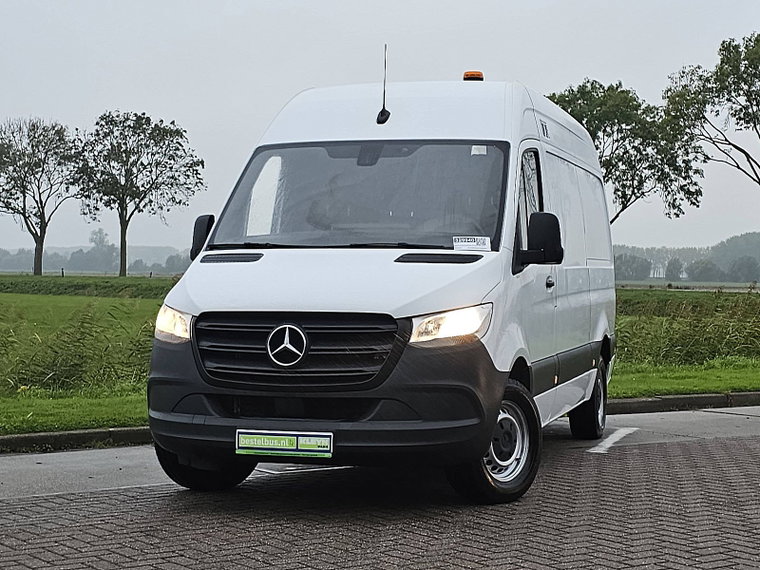 Foto van Mercedes-Benz Sprinter
