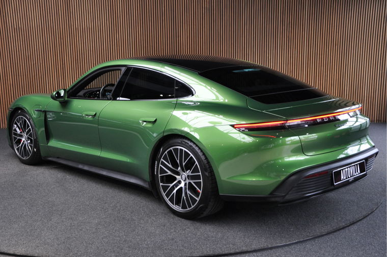 Porsche Taycan