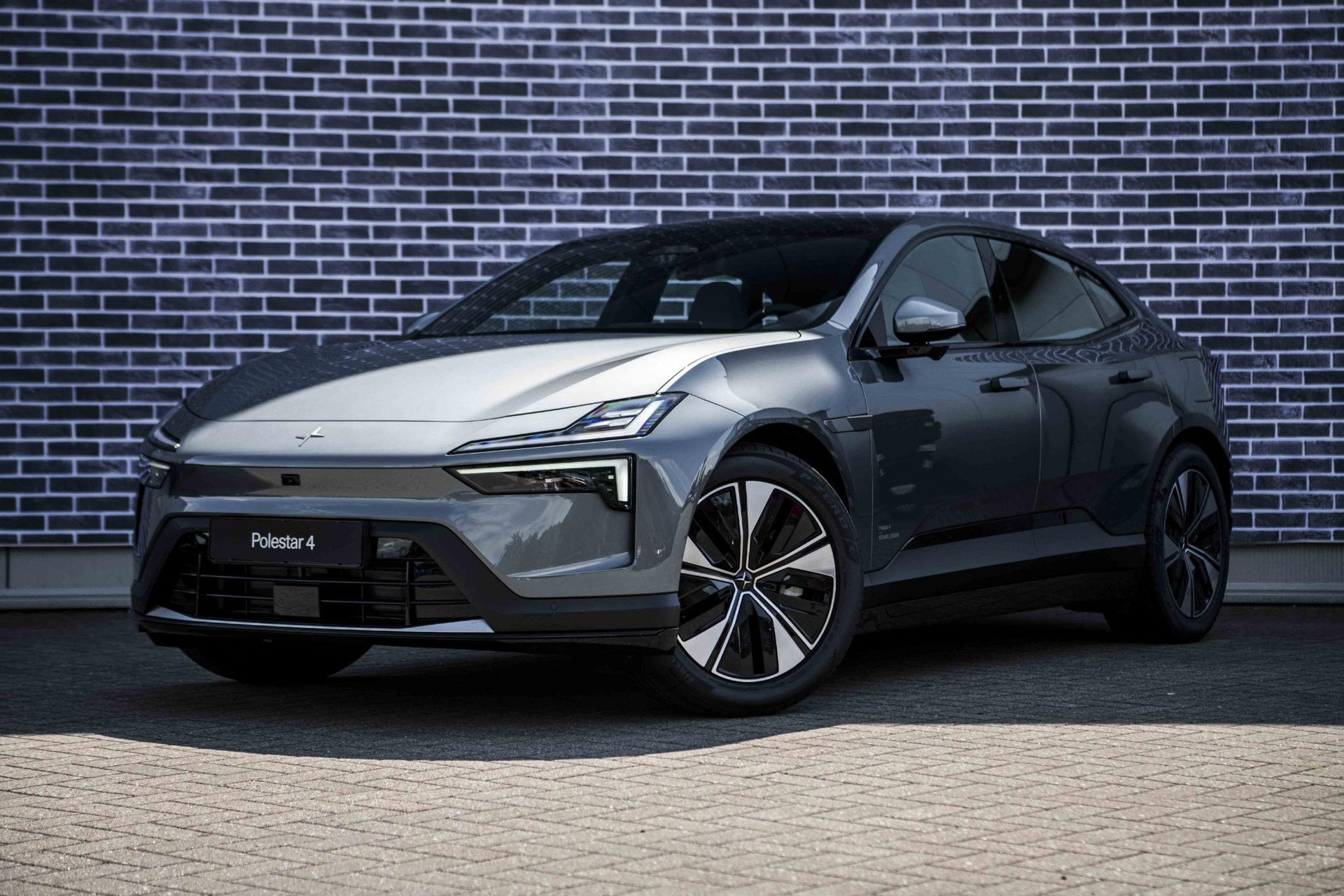Foto van Polestar 4