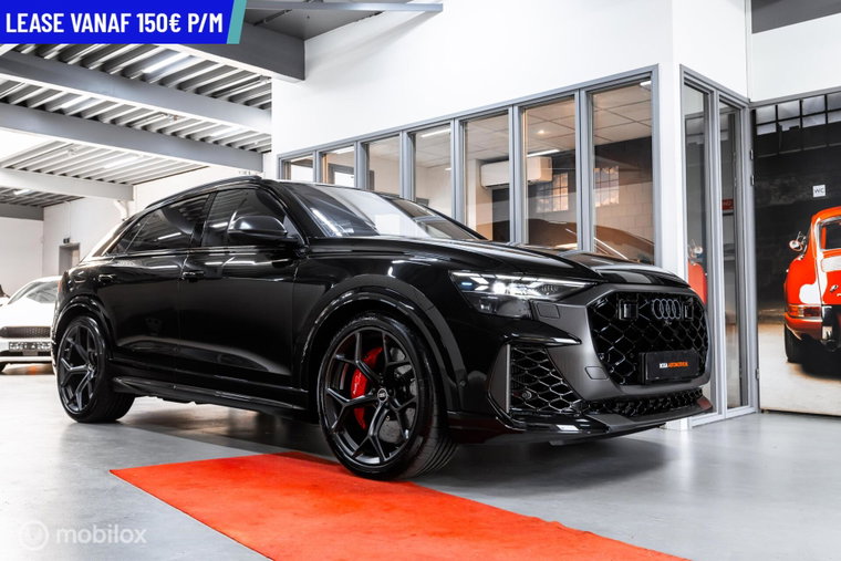 Audi RSQ8