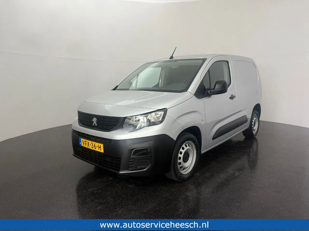 Foto van Peugeot Partner