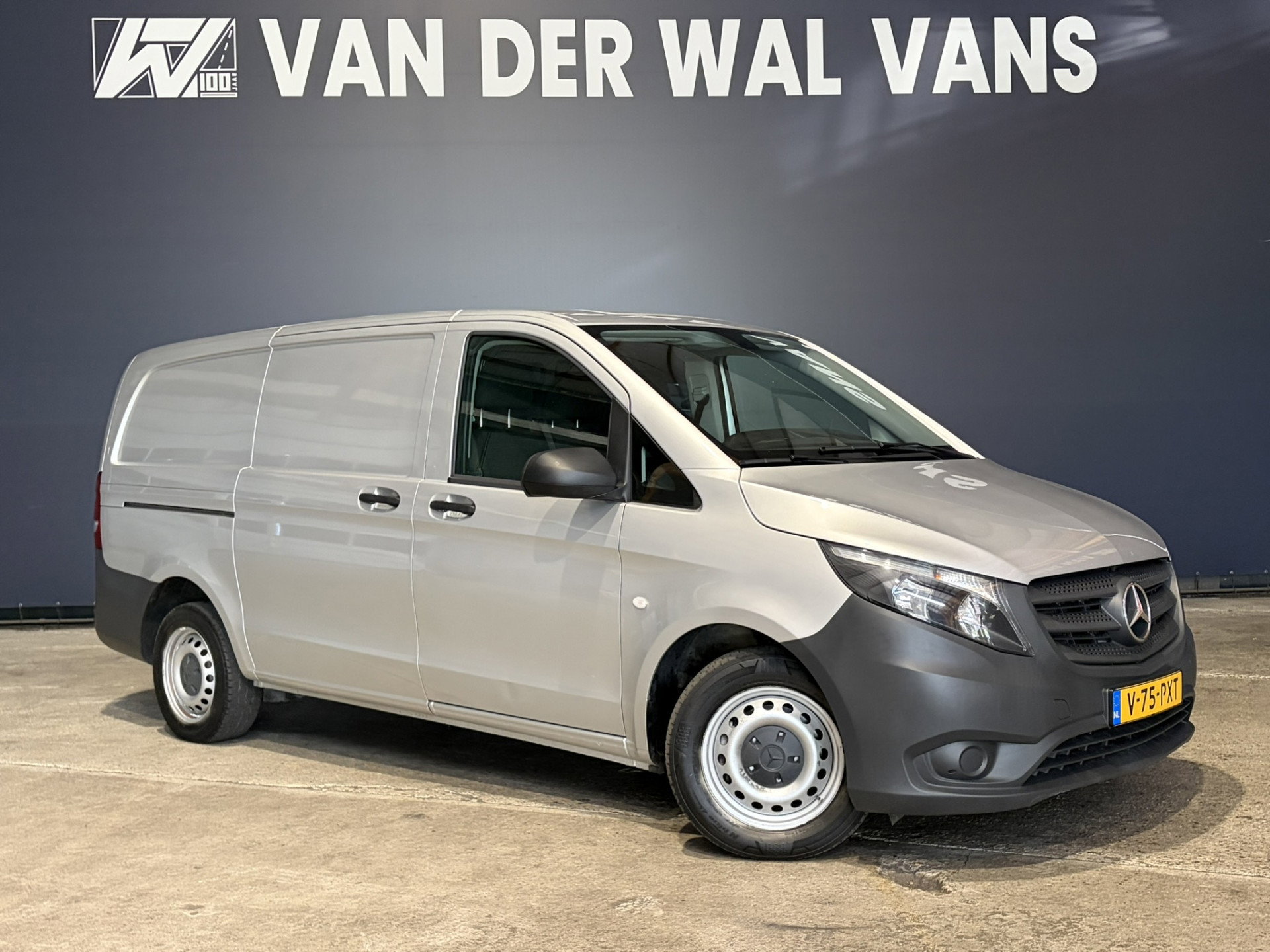 Mercedes-Benz Vito 116 CDI 164pk L2H1 Euro6 Airco | Camera | Navigatie | Cruisecontrol | Stoelverwarming