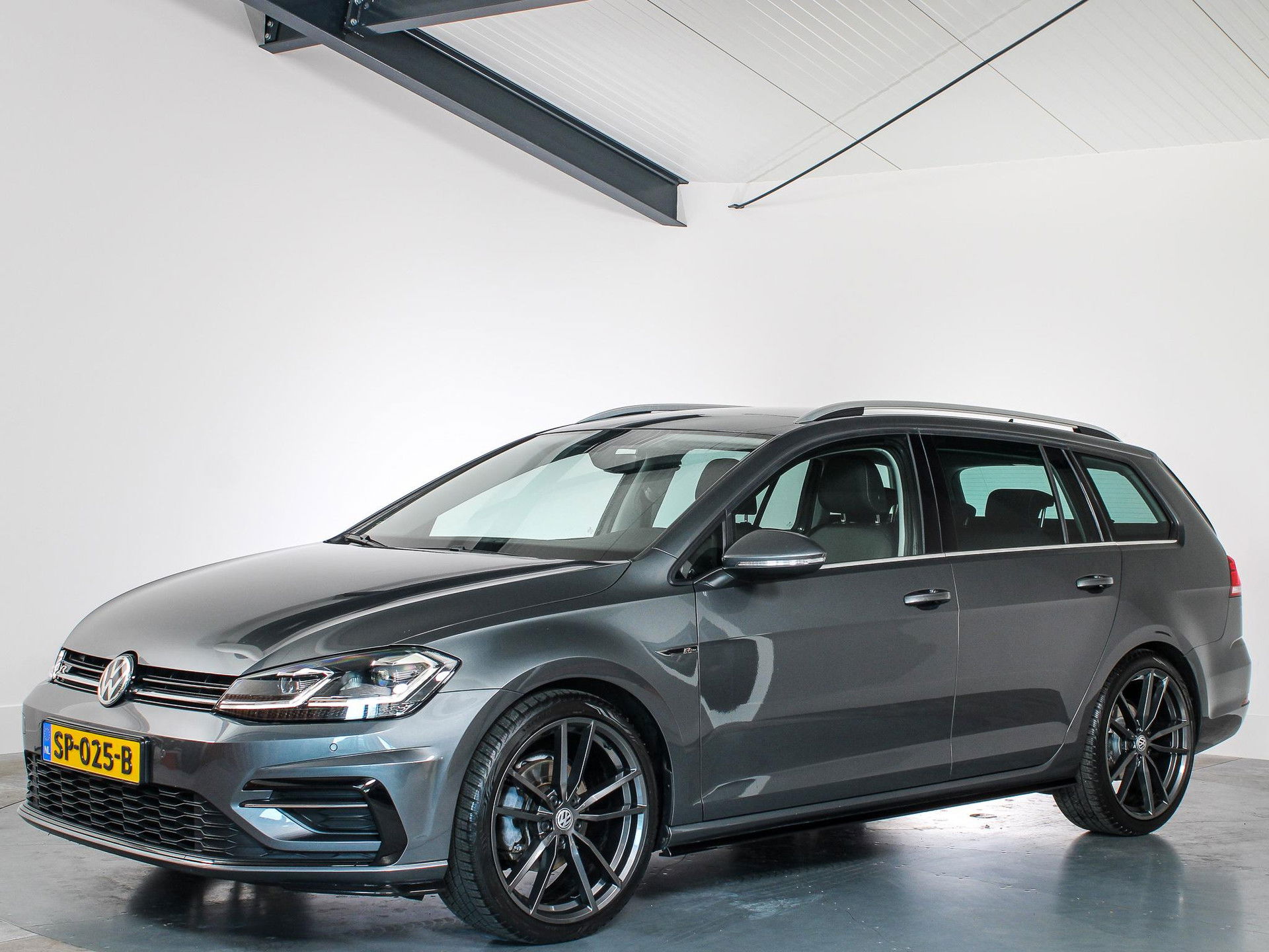 Foto van Volkswagen Golf 7.5 Variant