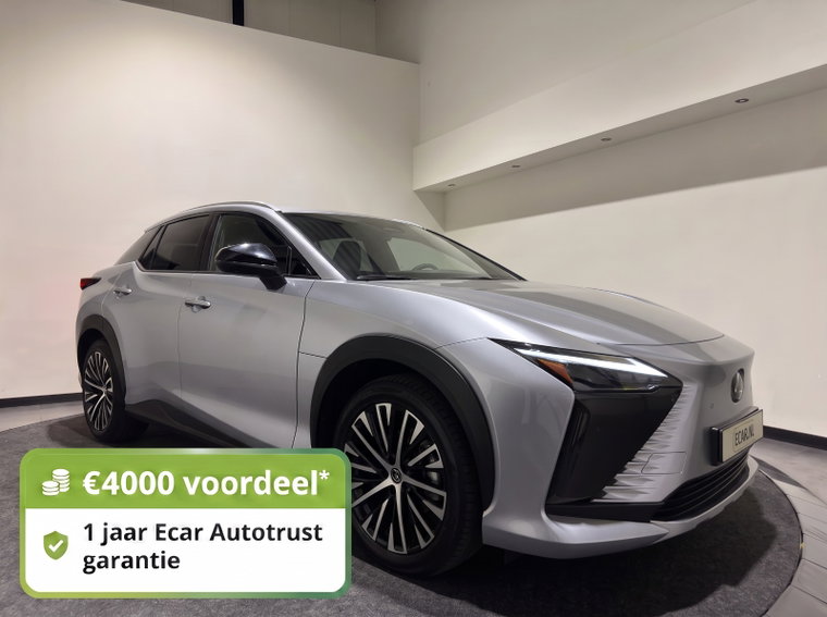 Foto van Lexus RZ