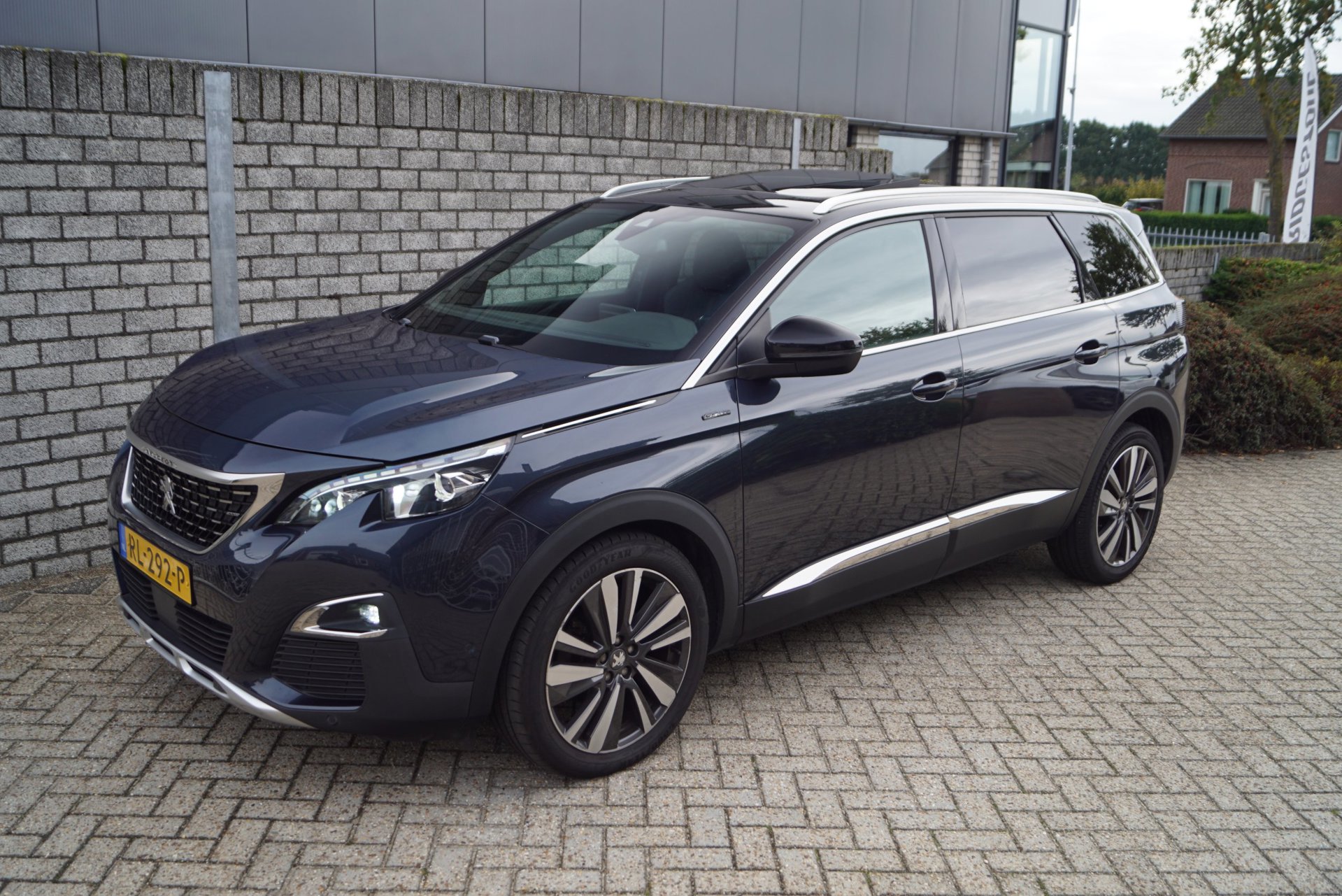 Foto van Peugeot 5008