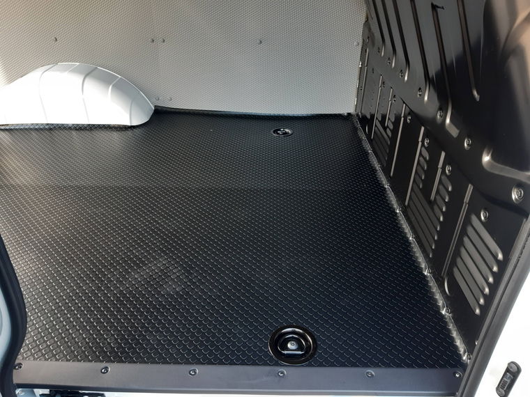 Maxus EDELIVER 3