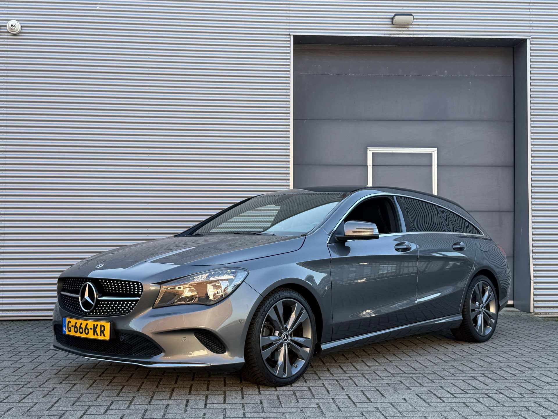 Foto van Mercedes-Benz CLA