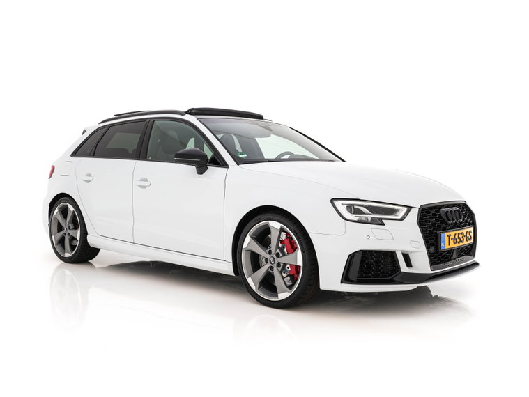 Audi RS3 foto 1