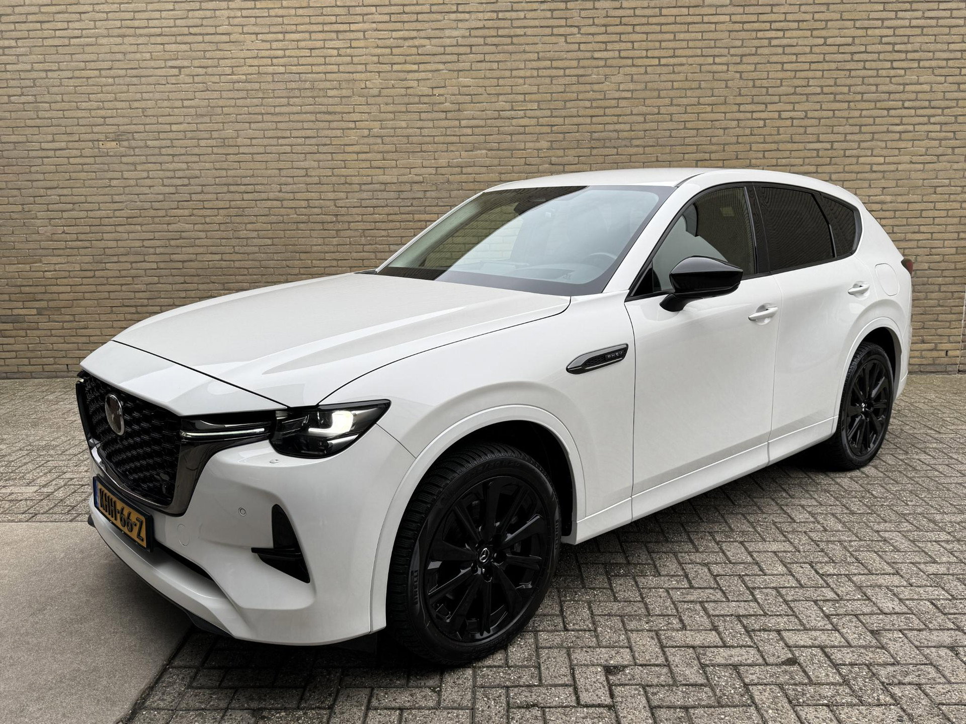 Foto van Mazda CX-60