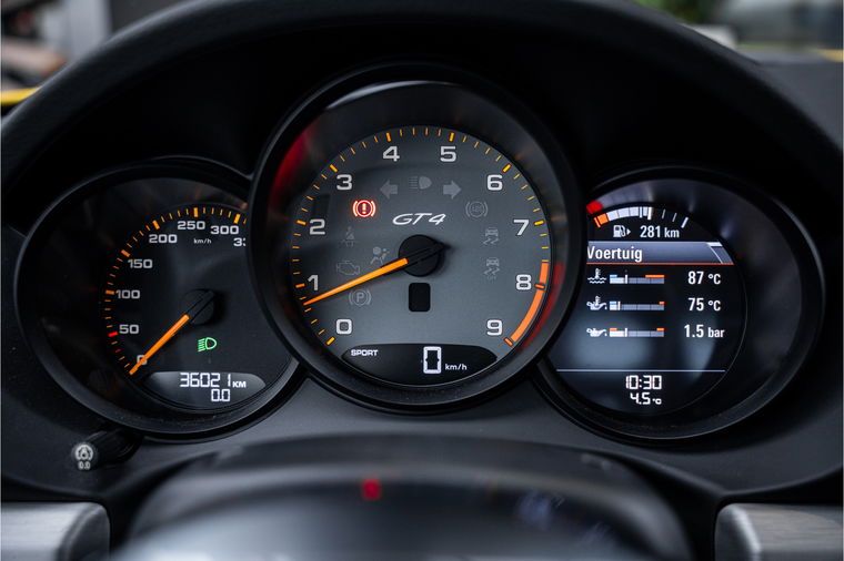 Porsche Cayman
