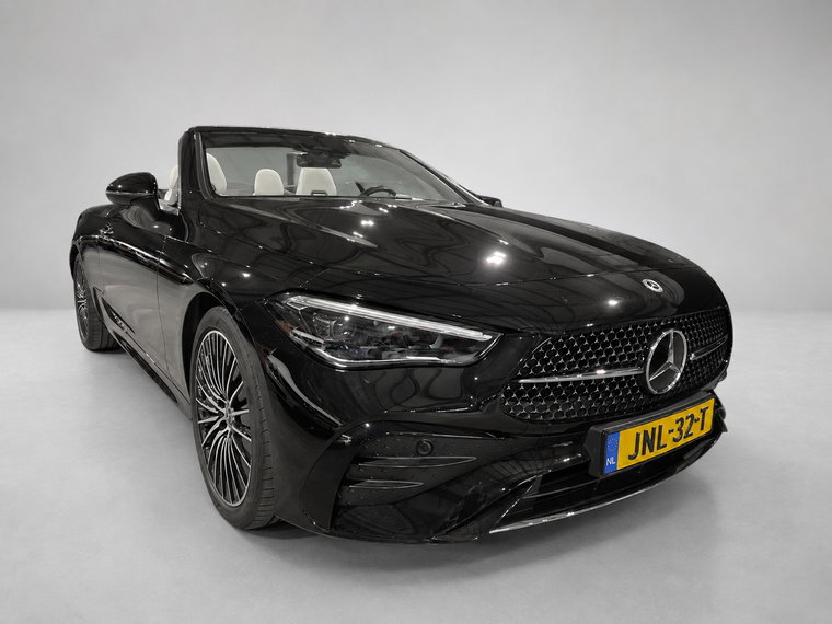 Mercedes-Benz CLE foto 1