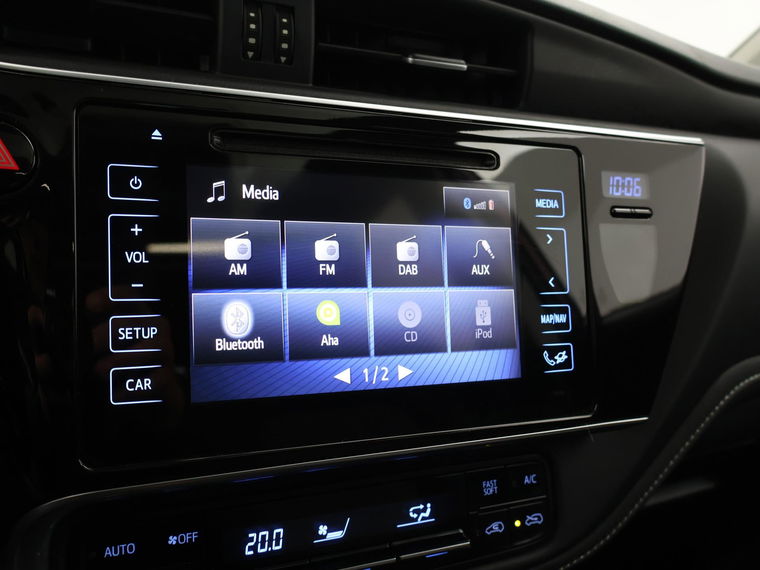 Toyota Auris Touring Sports