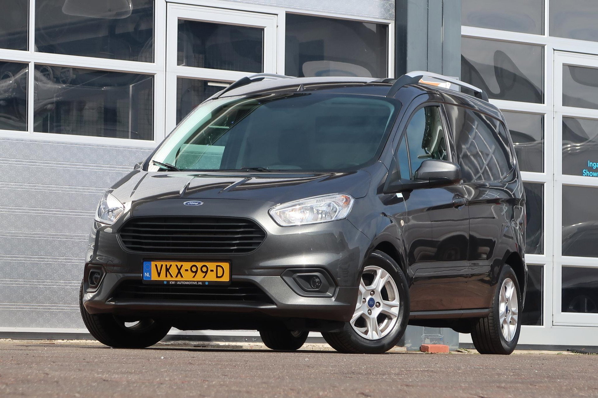 Foto van Ford Transit Courier