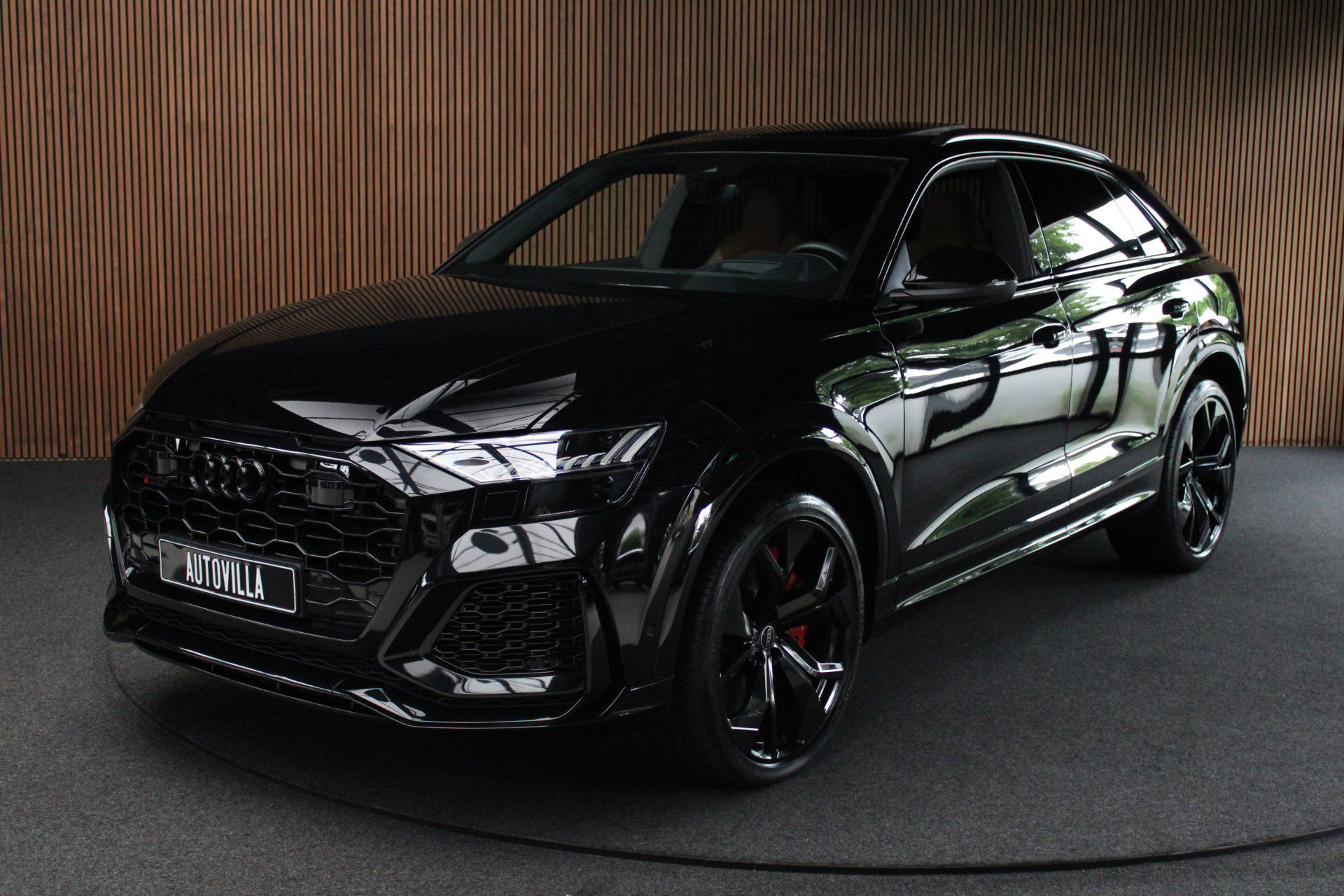 Foto van Audi RS Q8