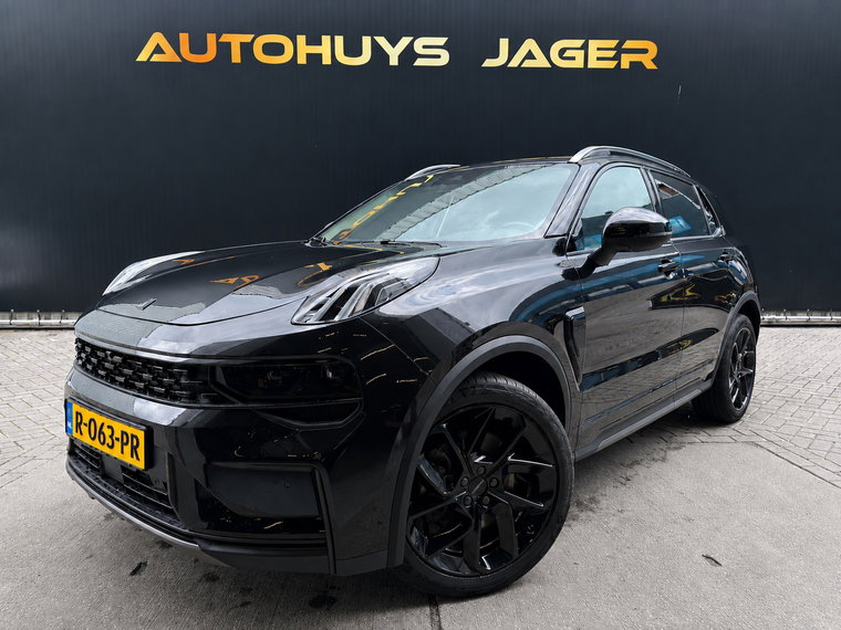 Lynk & Co 01 foto 1