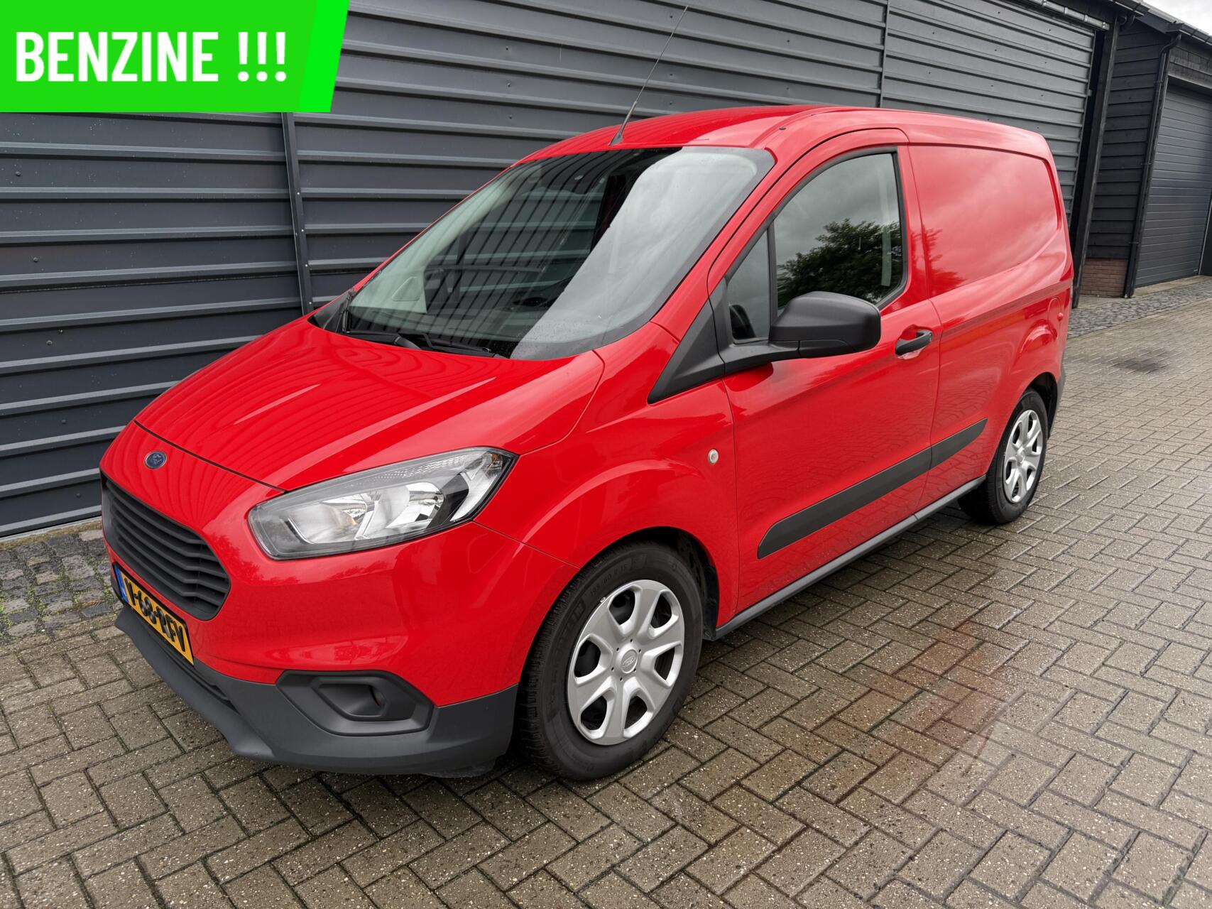 Foto van Ford Transit Courier