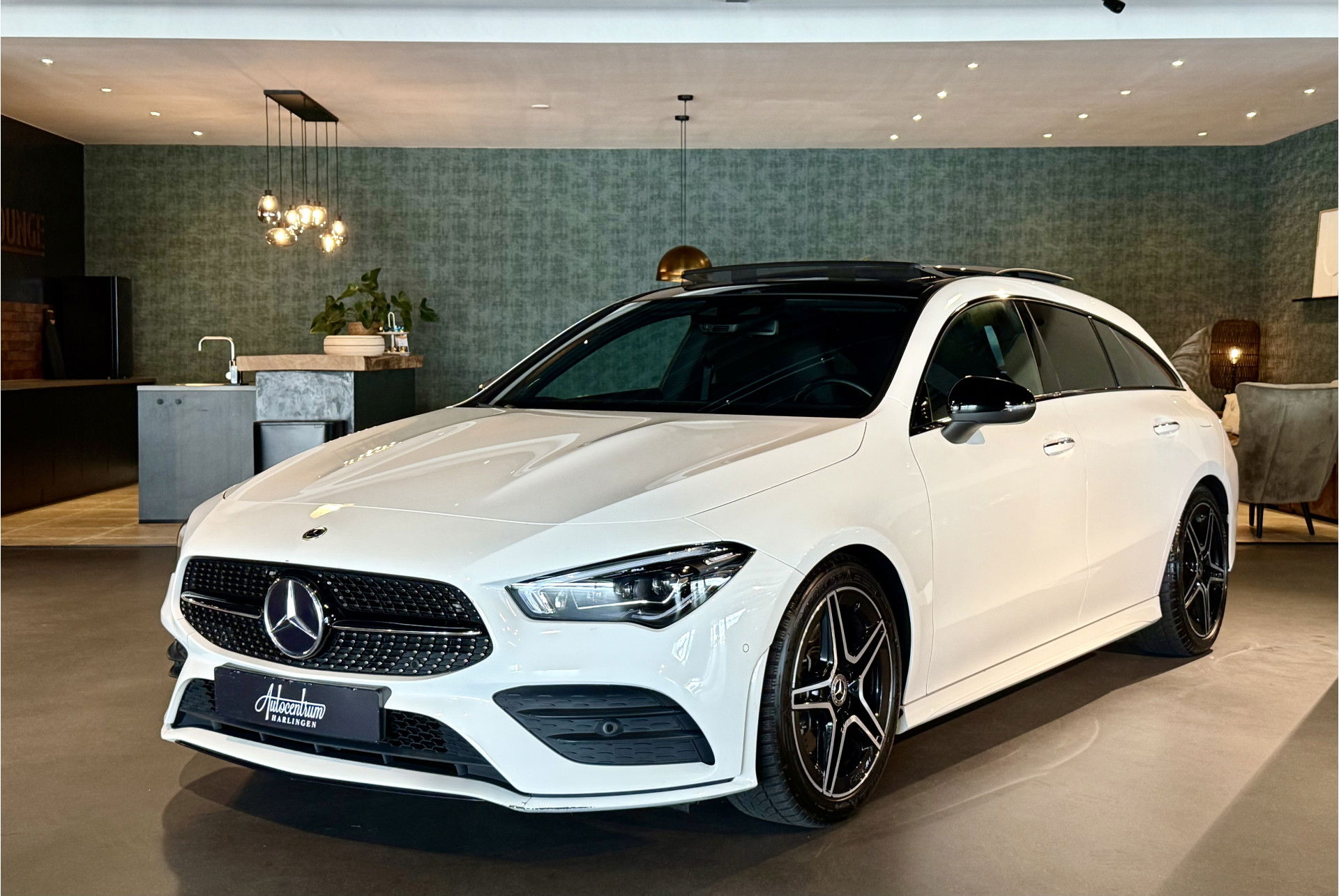 Foto van Mercedes-Benz CLA