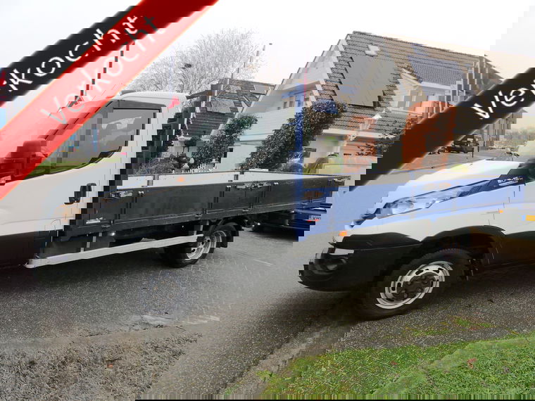 Foto van Iveco 50C18 180pk Aut. Pick-up