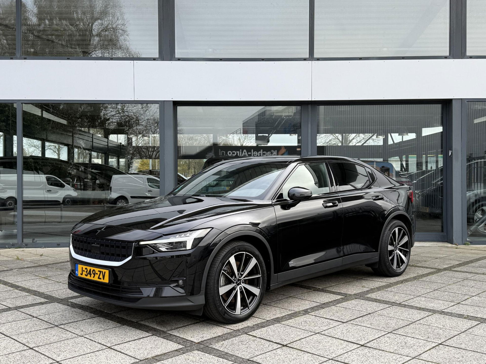 Foto van Polestar 2