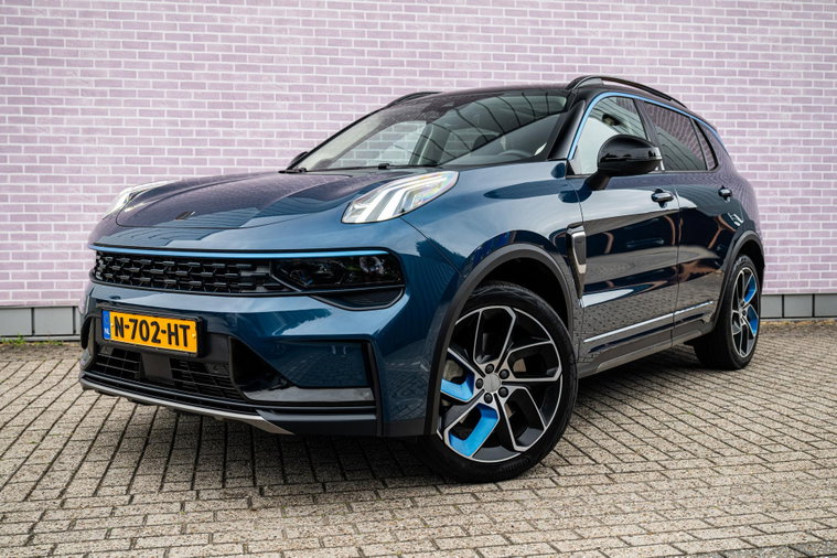 Lynk & Co 01