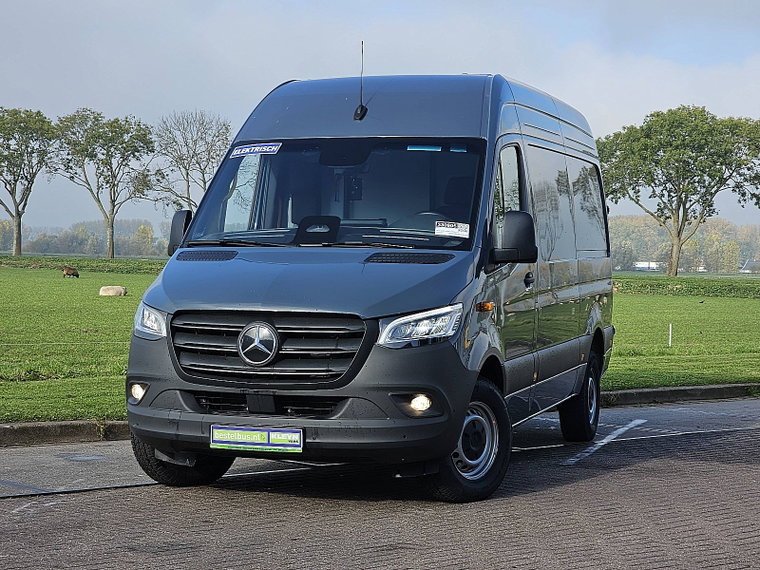 Mercedes-Benz eSprinter