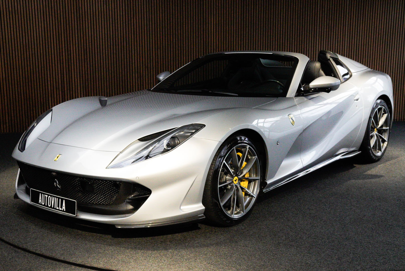 Foto van Ferrari 812 GTS